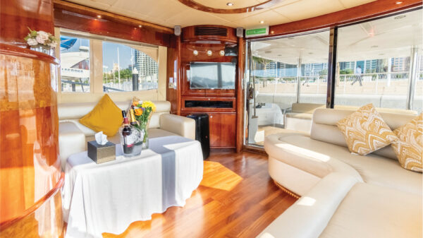 Majesty 61ft Yacht - Image 4