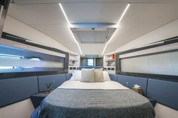 Pershing 52ft White Yacht Guest Cabin