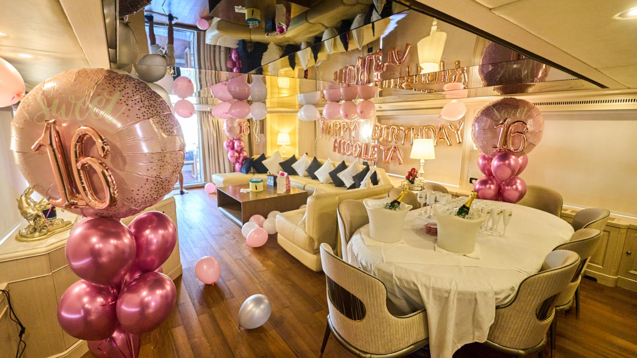 Birthday party yacht